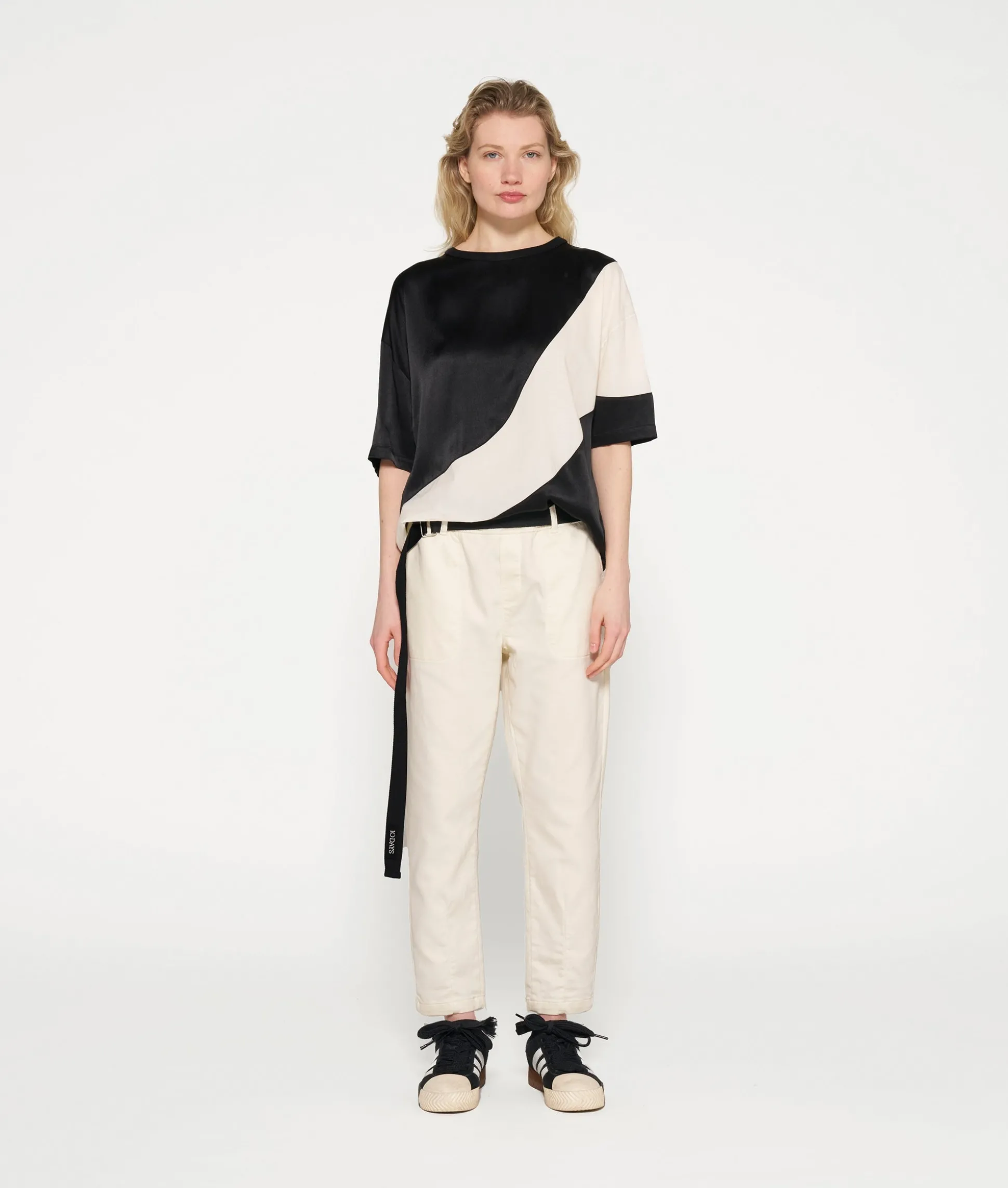 belted pants jog denim