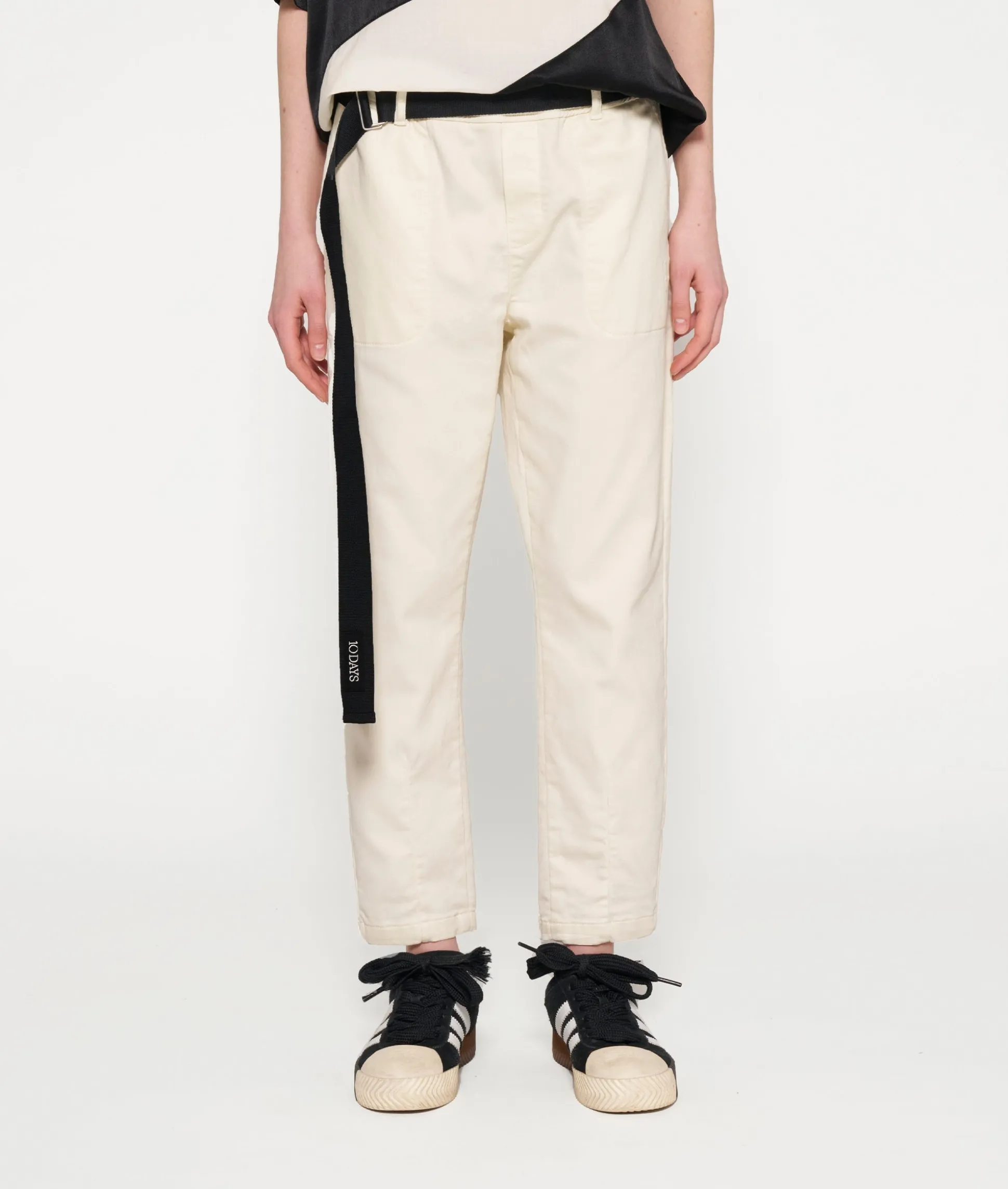belted pants jog denim