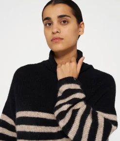 coll sweater knit stripes