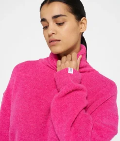 coll sweater soft knit