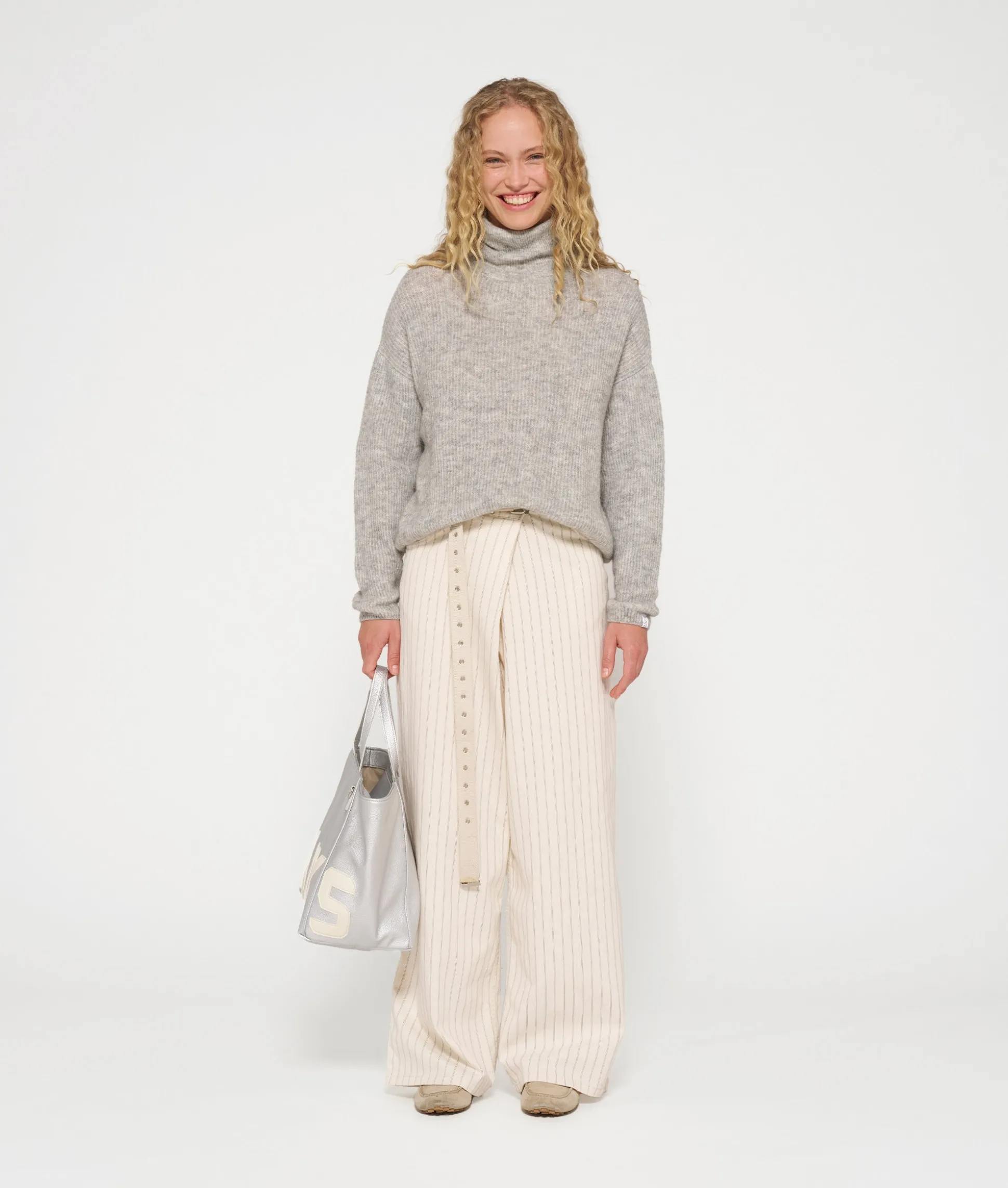 coll sweater soft knit