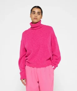 coll sweater soft knit