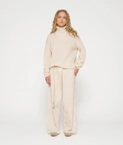 coll sweater soft knit