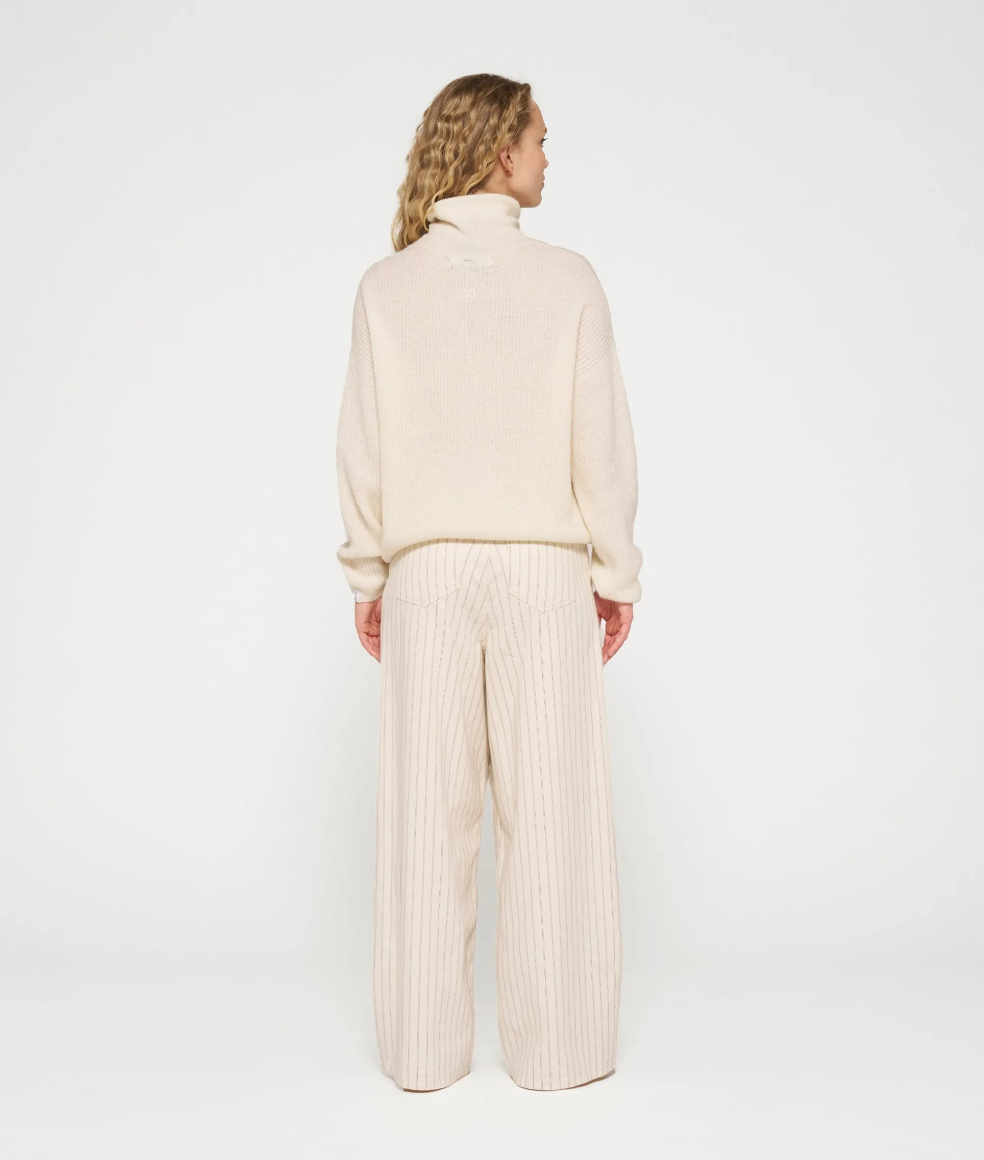 coll sweater soft knit