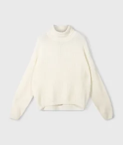coll sweater soft knit