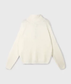 coll sweater soft knit