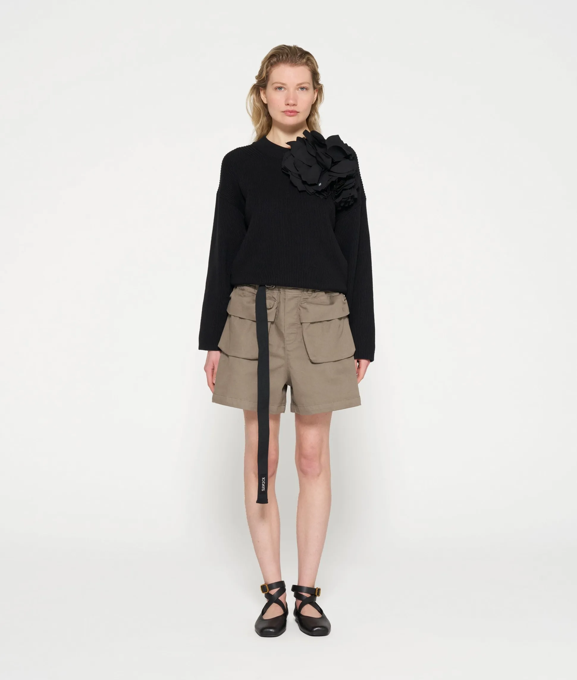 knit sweater