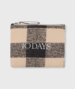 padded pouch fleece