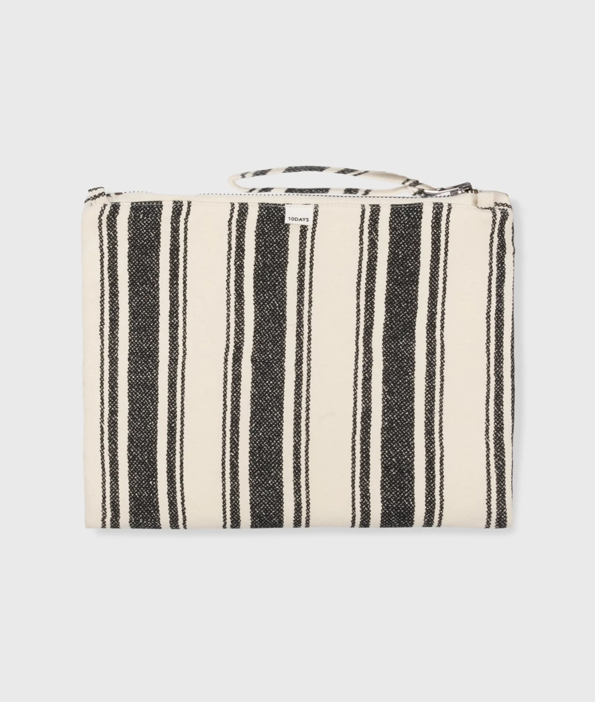 padded pouch fleece