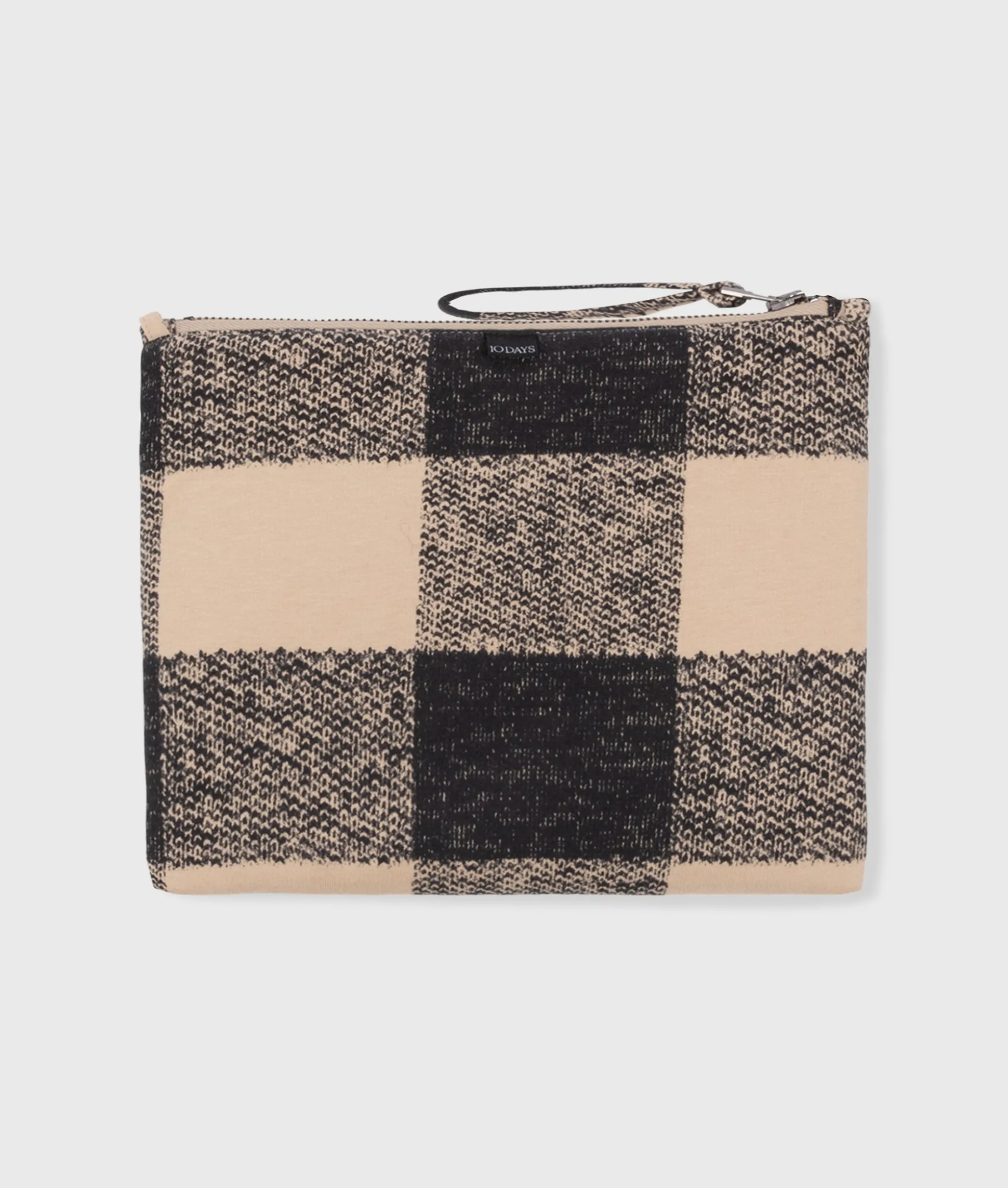 padded pouch fleece