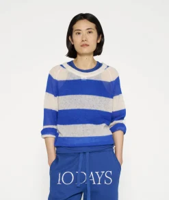 thin knit sweater stripes