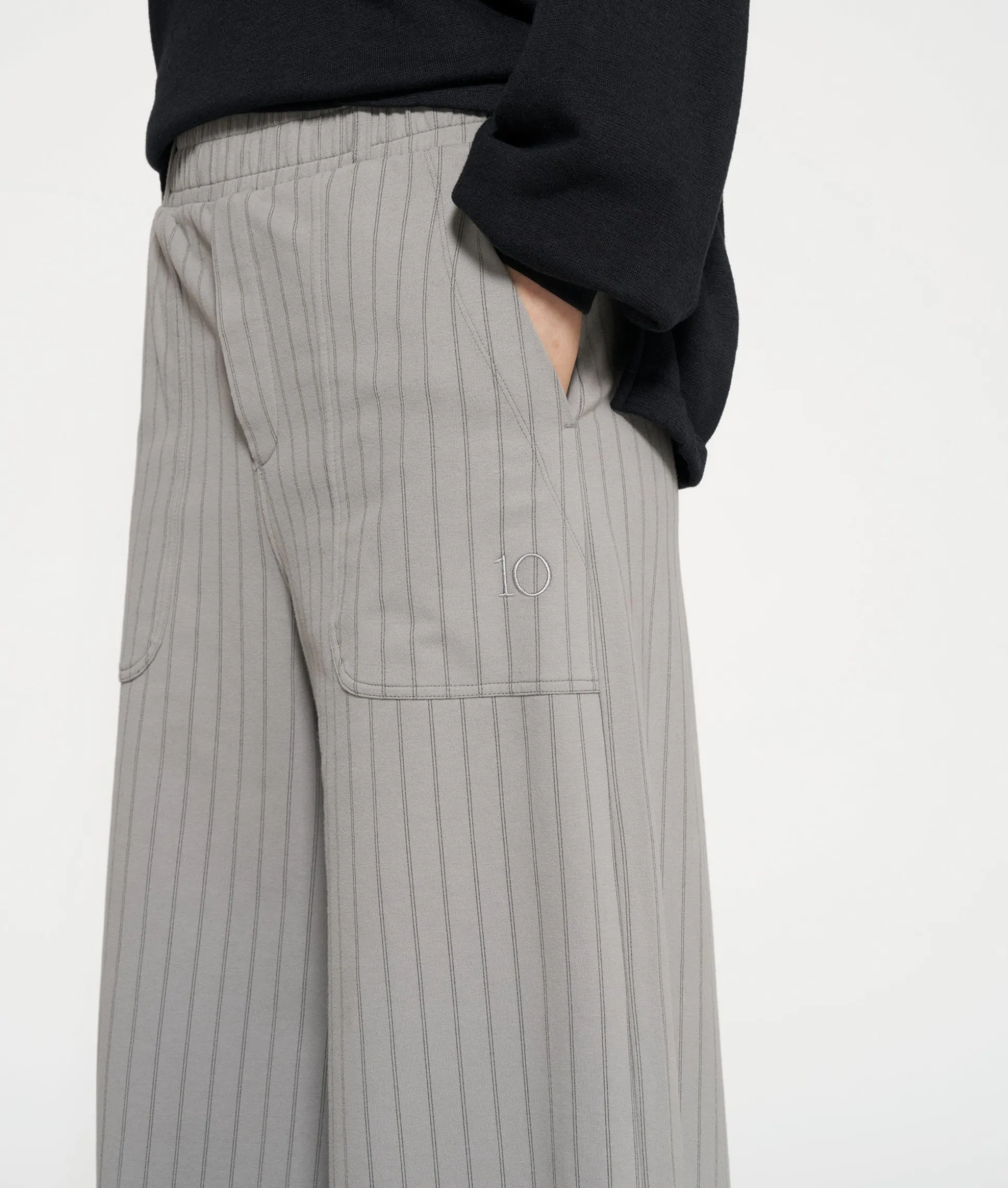 wide jogger pinstripe