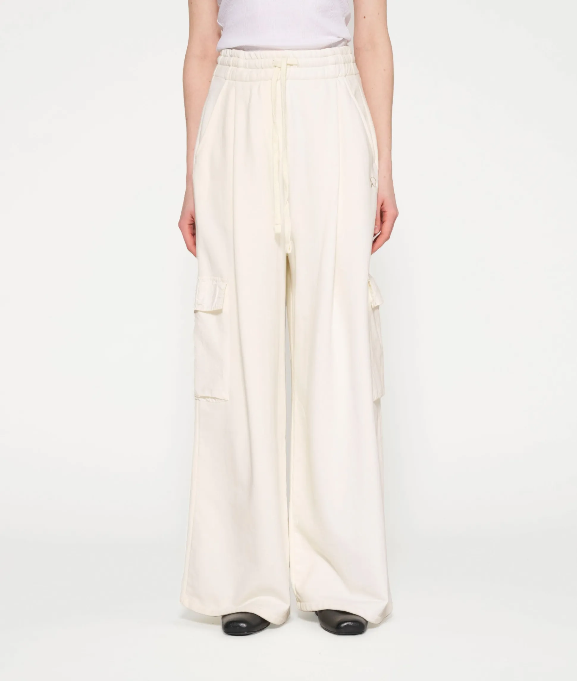 wide leg cargo pants